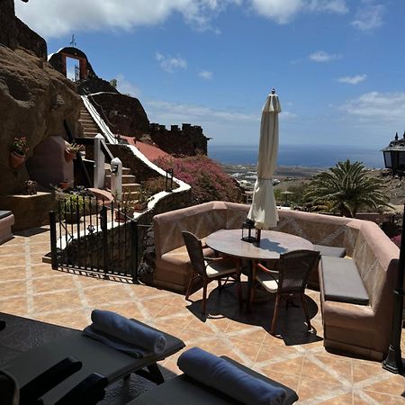 Castillo Lanzarote Villa Sophie - Luxury Villa -Sleep In A Volcanic Cave With Heated Pool Tías Exteriér fotografie