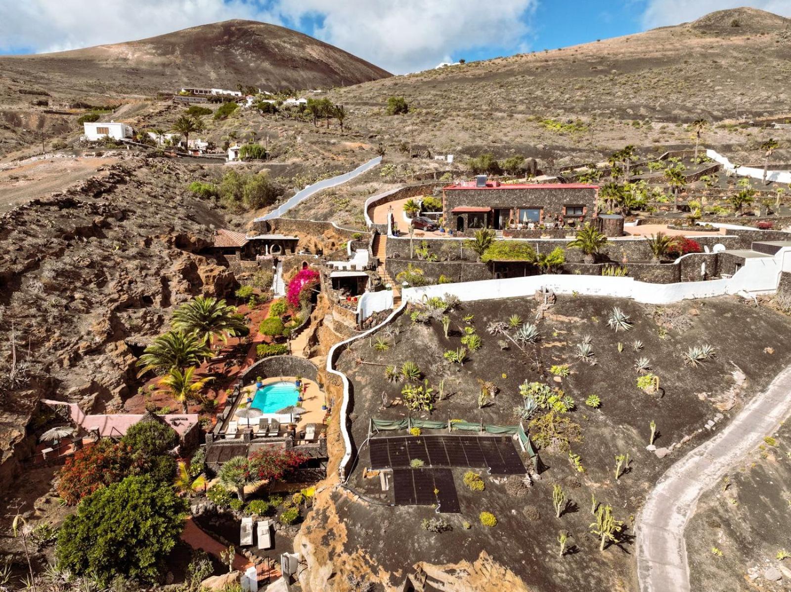 Castillo Lanzarote Villa Sophie - Luxury Villa -Sleep In A Volcanic Cave With Heated Pool Tías Exteriér fotografie