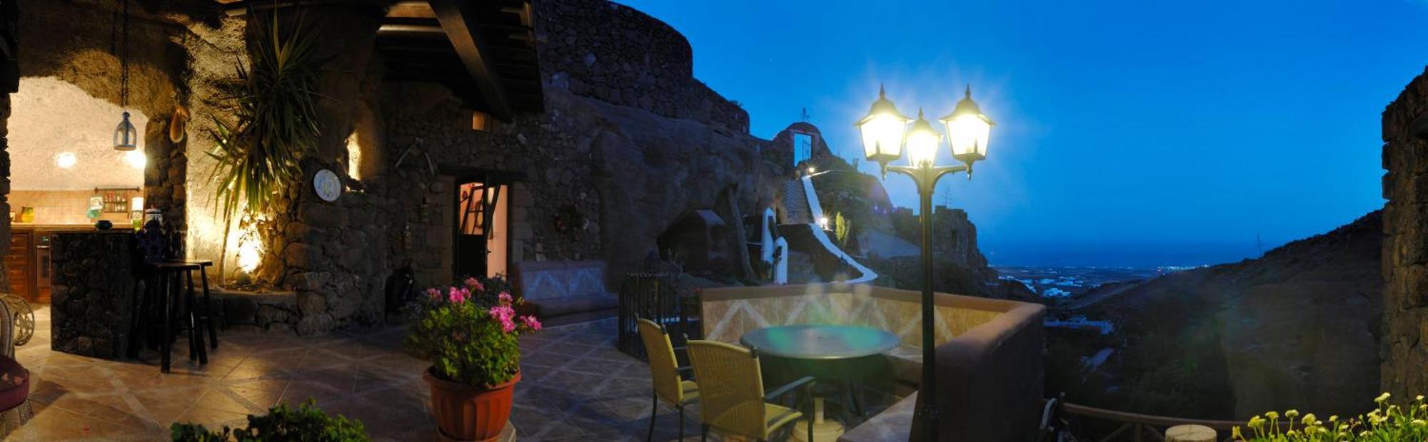 Castillo Lanzarote Villa Sophie - Luxury Villa -Sleep In A Volcanic Cave With Heated Pool Tías Exteriér fotografie
