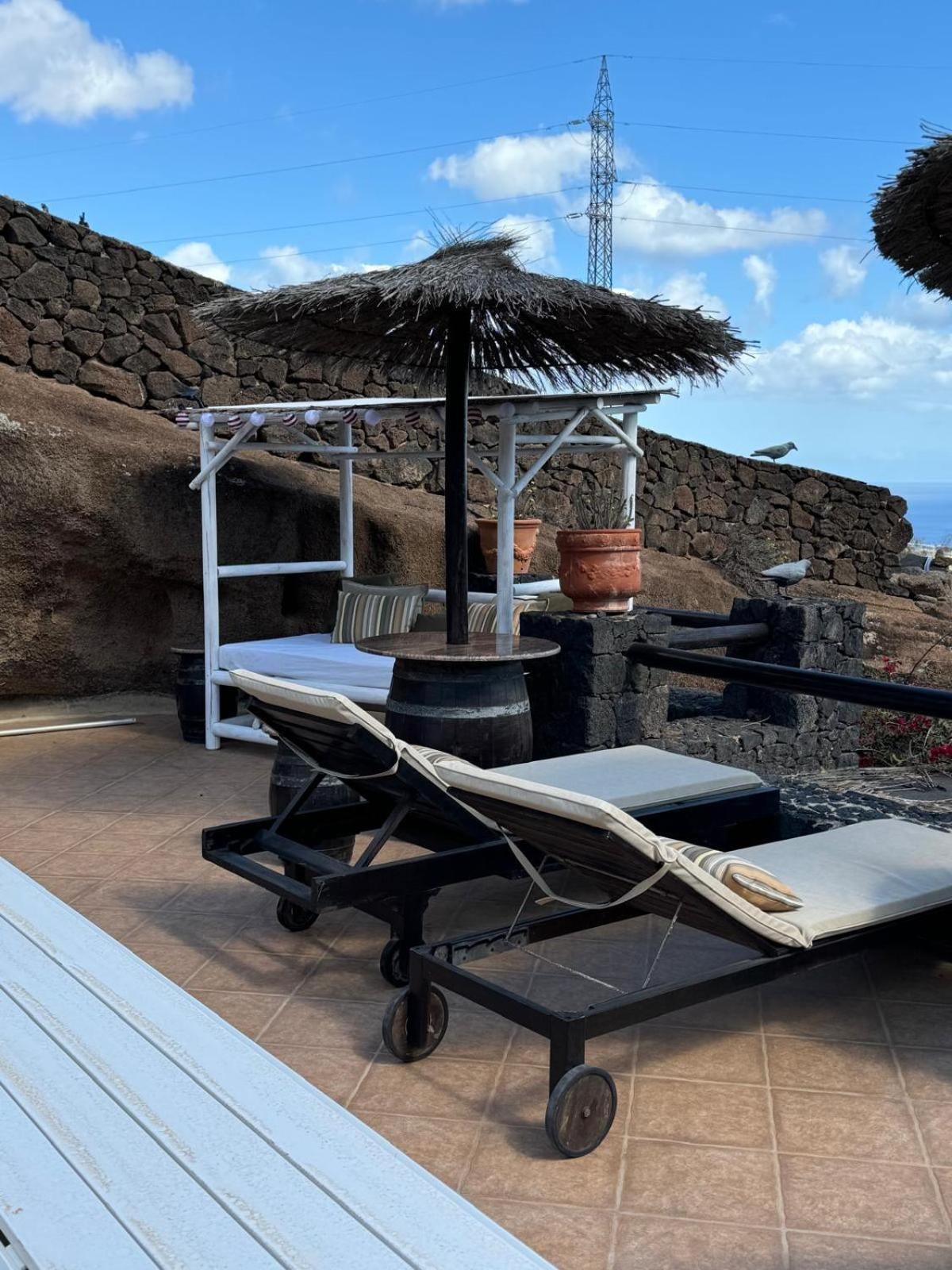 Castillo Lanzarote Villa Sophie - Luxury Villa -Sleep In A Volcanic Cave With Heated Pool Tías Exteriér fotografie