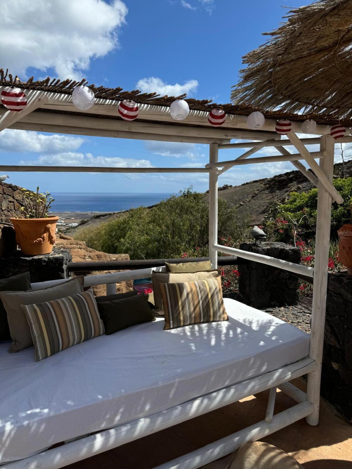 Castillo Lanzarote Villa Sophie - Luxury Villa -Sleep In A Volcanic Cave With Heated Pool Tías Exteriér fotografie