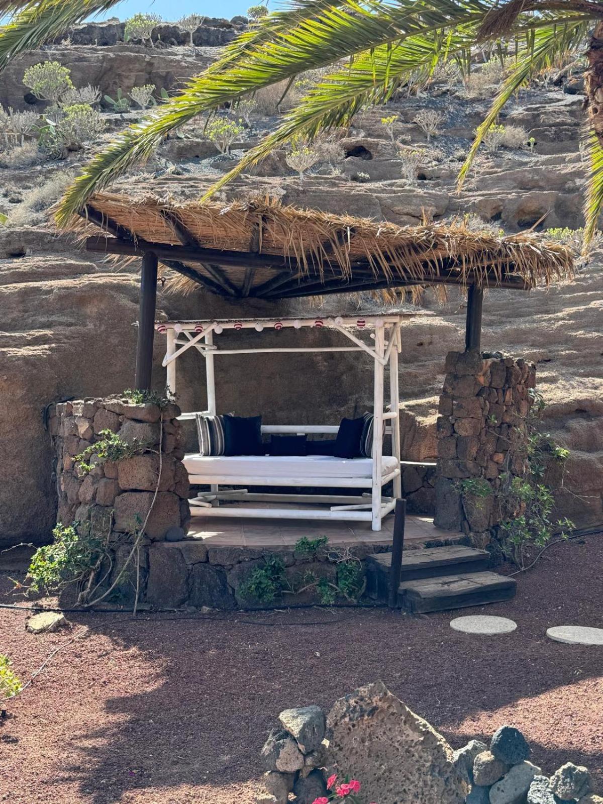 Castillo Lanzarote Villa Sophie - Luxury Villa -Sleep In A Volcanic Cave With Heated Pool Tías Exteriér fotografie
