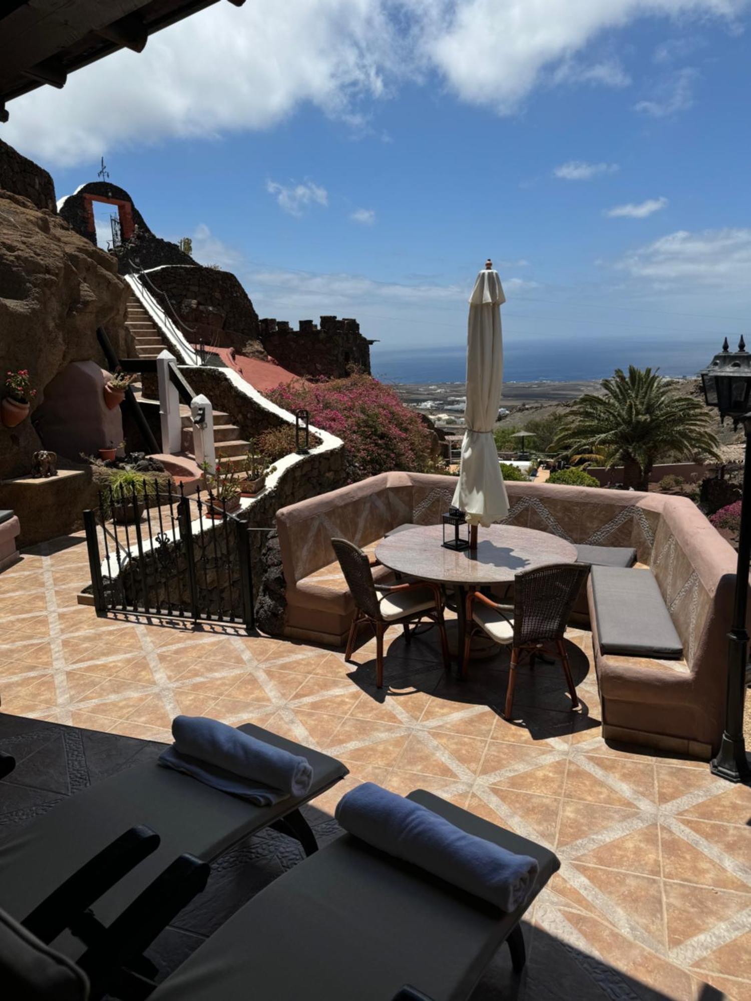 Castillo Lanzarote Villa Sophie - Luxury Villa -Sleep In A Volcanic Cave With Heated Pool Tías Exteriér fotografie