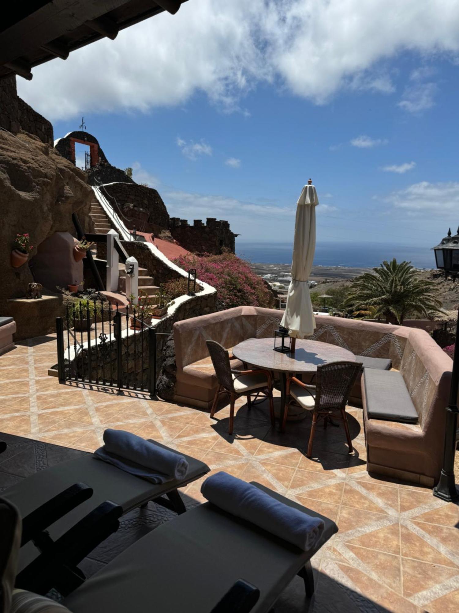 Castillo Lanzarote Villa Sophie - Luxury Villa -Sleep In A Volcanic Cave With Heated Pool Tías Exteriér fotografie